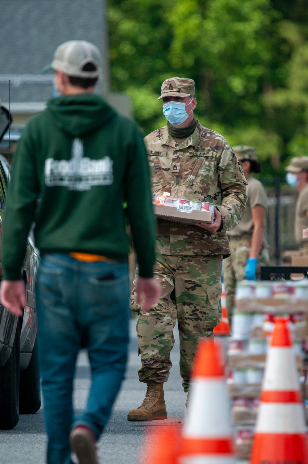 National Guard aids Food Bank of Delaware amid COVID-19