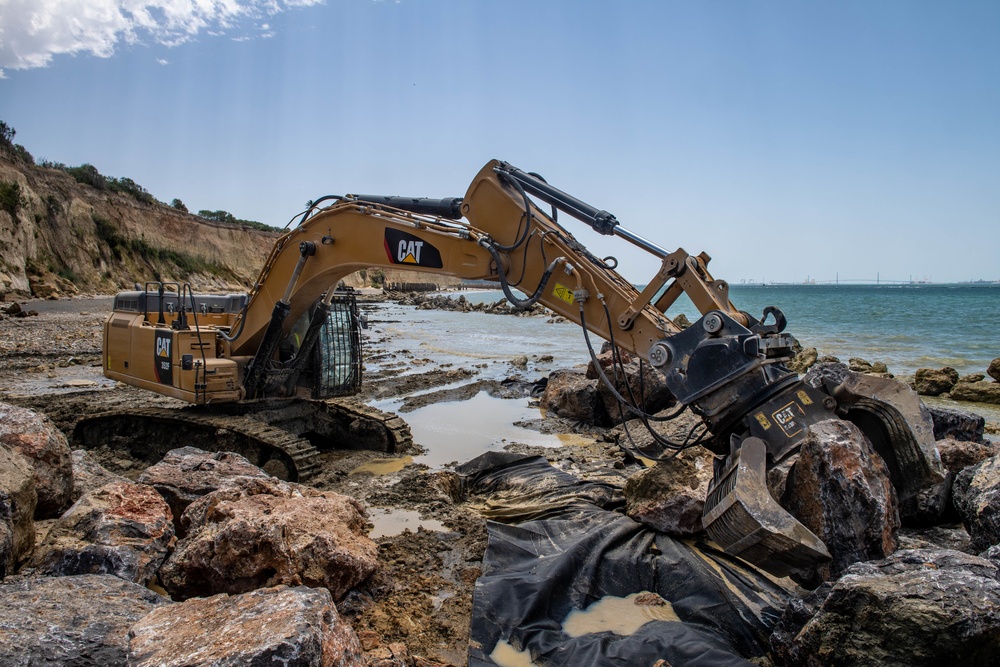 NMCB 1 continues Cliff Erosion Prevention Project on Naval Station Rota.