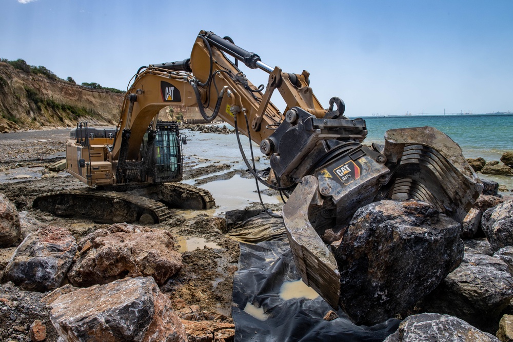 NMCB 1 continues Cliff Erosion Prevention Project on Naval Station Rota.