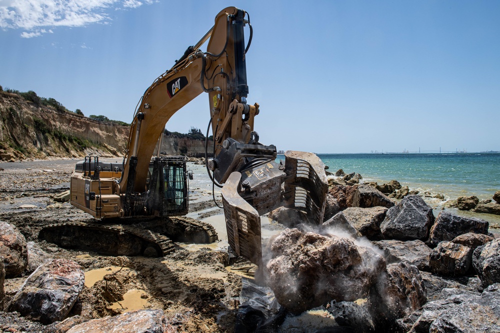 NMCB 1 continues Cliff Erosion Prevention Project on Naval Station Rota.