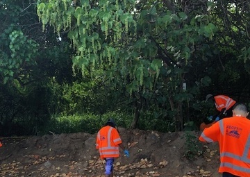 Tropic Lightning Soldiers Adopt-A-Highway