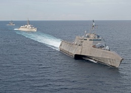 USS Gabrielle Giffords, JMSDF exercise together in South China Sea