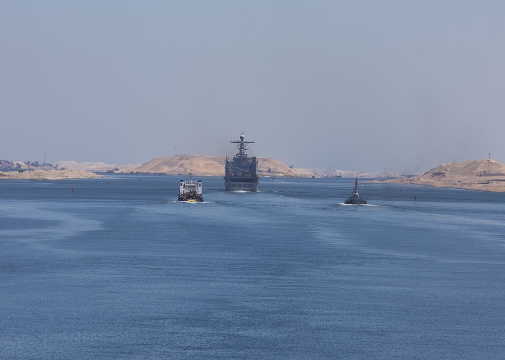 DVIDS - Images - USS Bataan (LHD 5) Transits Suez Canal [Image 1 Of 6]