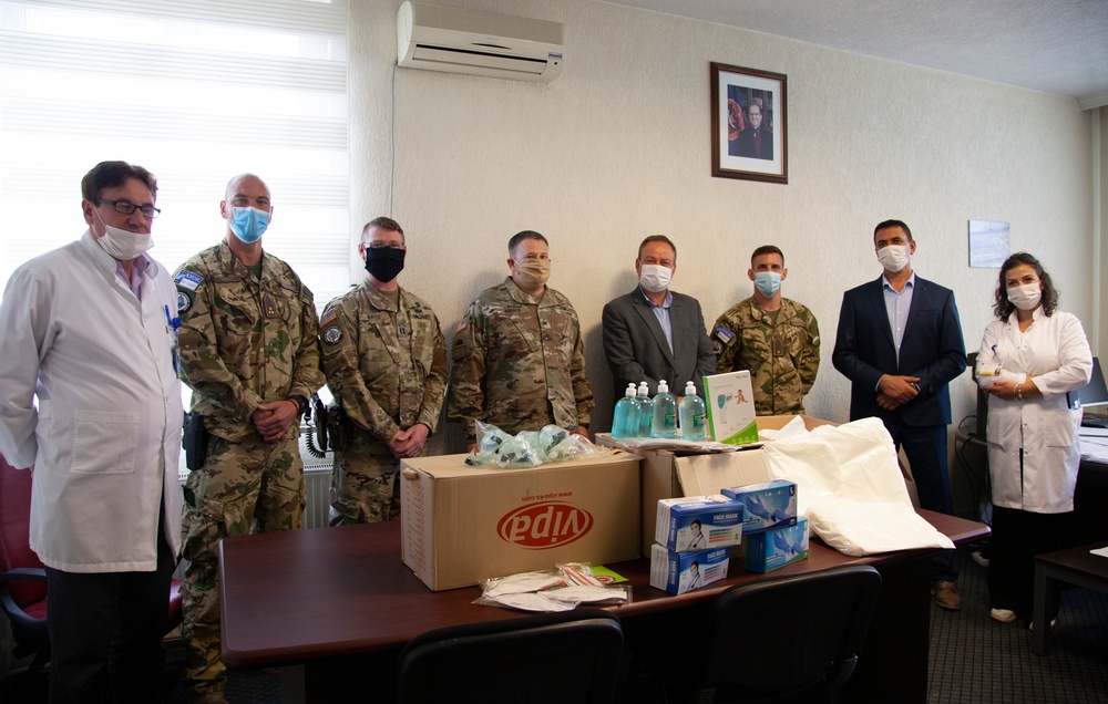 KFOR RC-E LMT delivers PPE to Podujevo Clinic