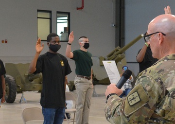 Fort Lee Hosts Swearing-in Ceremony