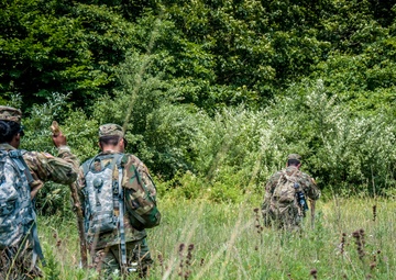 118th MMB Competes in Land Nav Relay Race