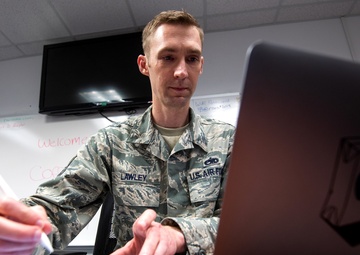 JBSA-Lackland NCOA opens PME course in virtual classrooms