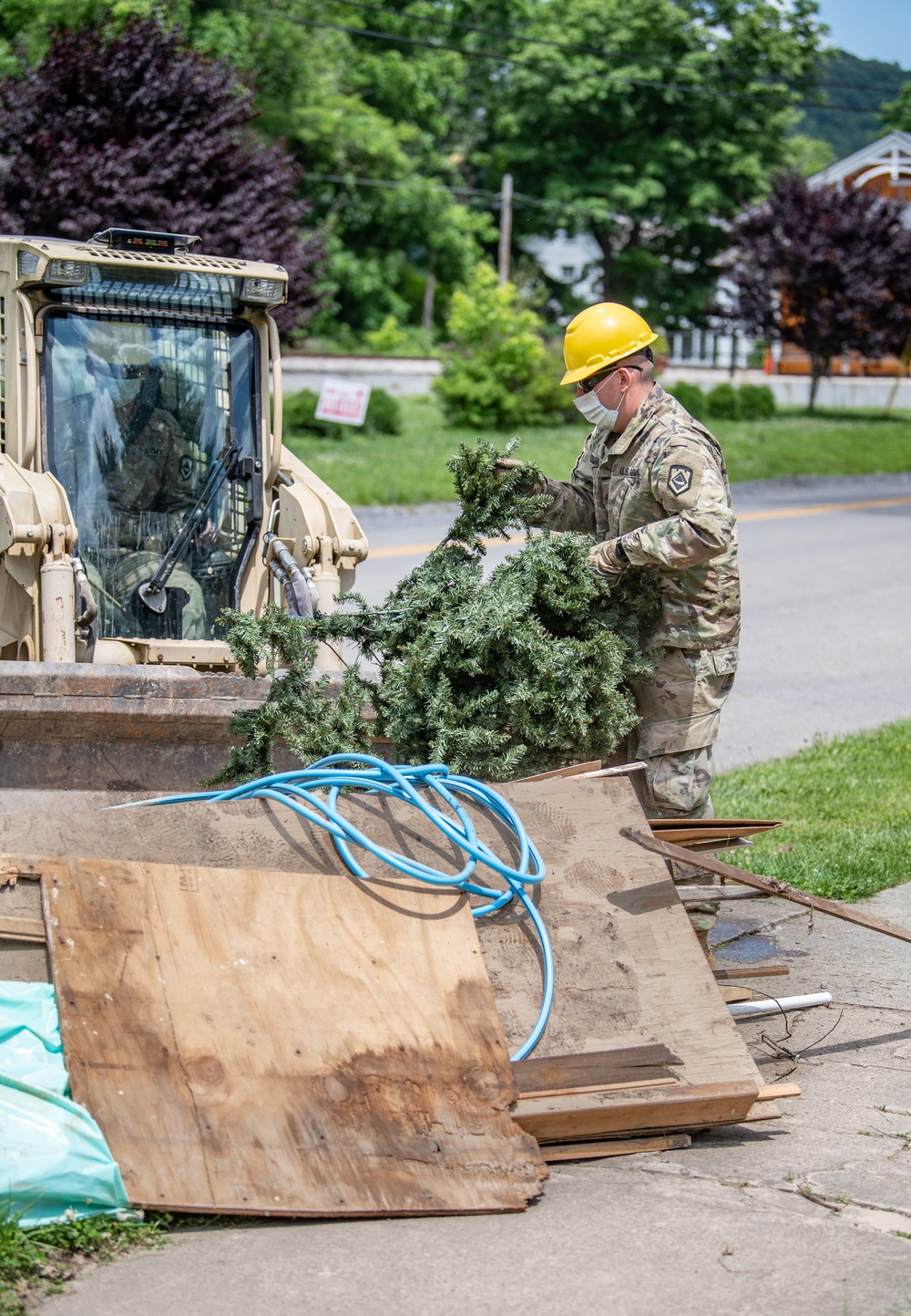 W.Va. Guard Conducts Debris Removal Operations