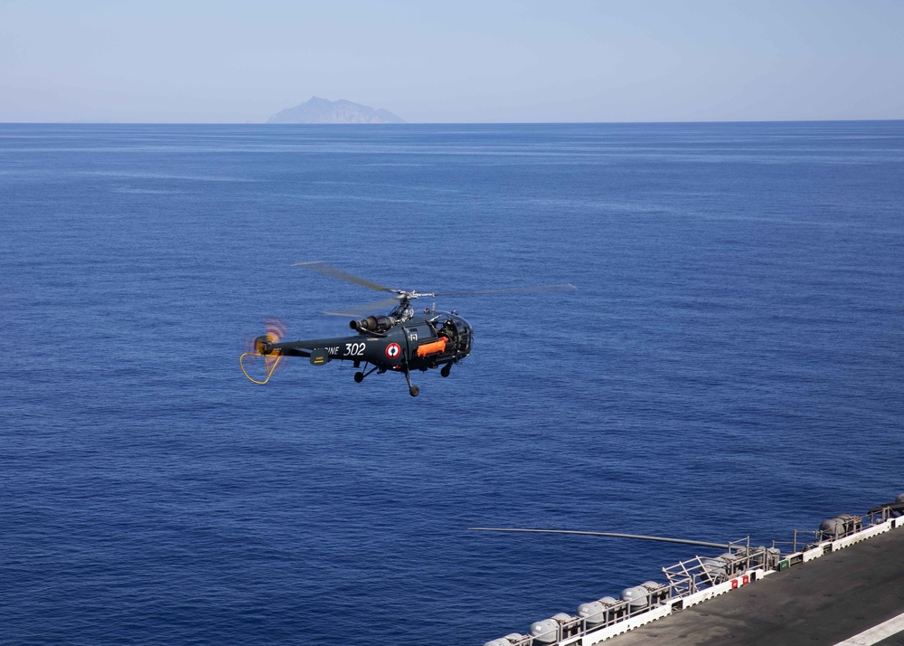 USS Bataan (LHD 5) Flight Ops