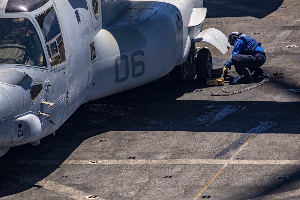 MV-22 Ospreys land on the USS New York flight deck