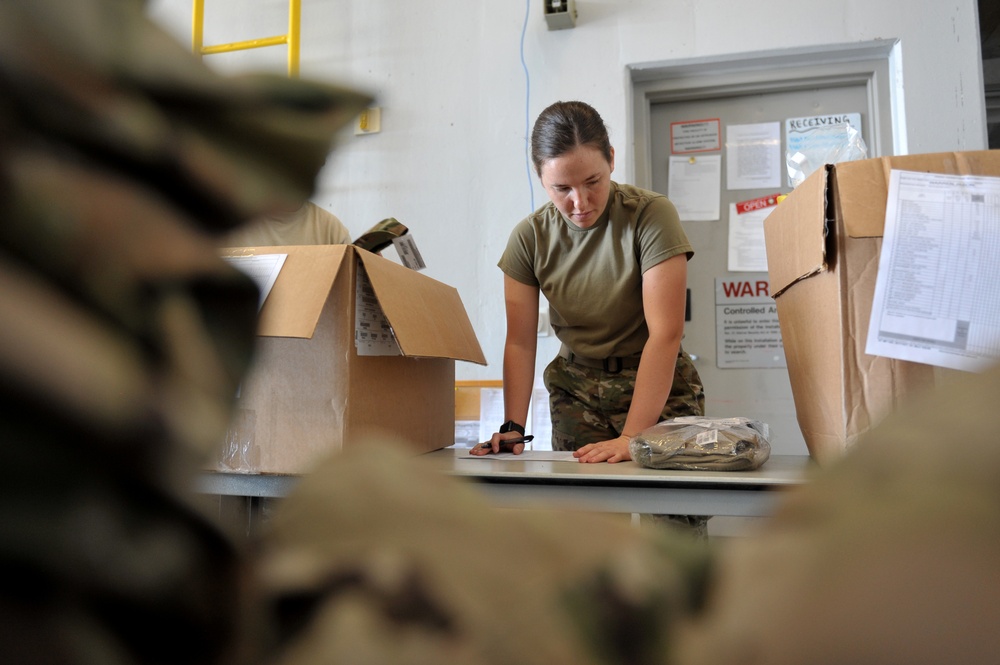 180FW Logistics Team Outfit Deploying Airmen