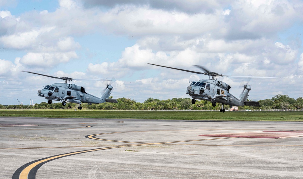 HMSWL Performs In-Flight Change of Command