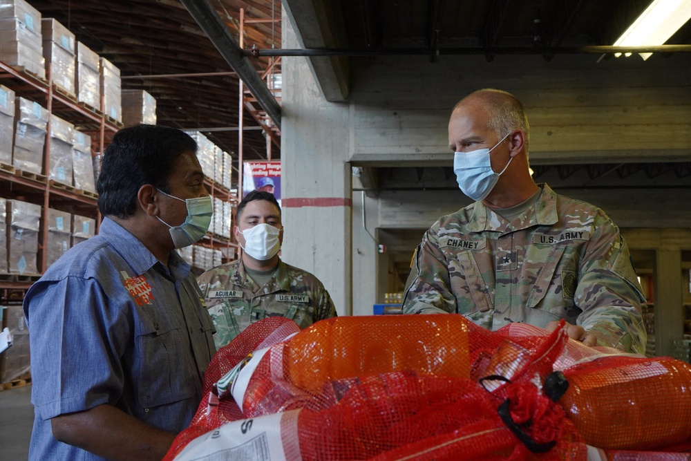 Brigadier General Greg Chaney visits South Texas Border