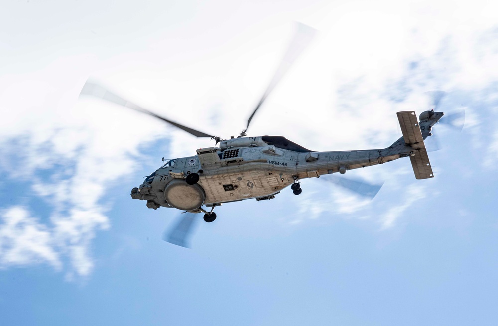 HMSWL Performs In-Flight Change of Command