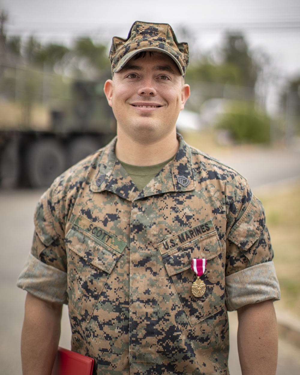 I MIG Marine Receives Meritorious Service Medal
