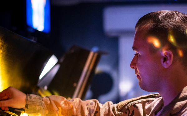 Learmonth Solar Observatory: 2WS, Det. 1 Airmen Look Up from Down Under