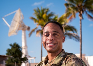 Learmonth Solar Observatory: 2WS, Det. 1 Airmen Look Up from Down Under