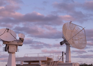 Learmonth Solar Observatory: 2WS, Det. 1 Airmen Look Up from Down Under