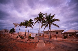 Learmonth Solar Observatory: 2WS, Det. 1 Airmen Look Up from Down Under