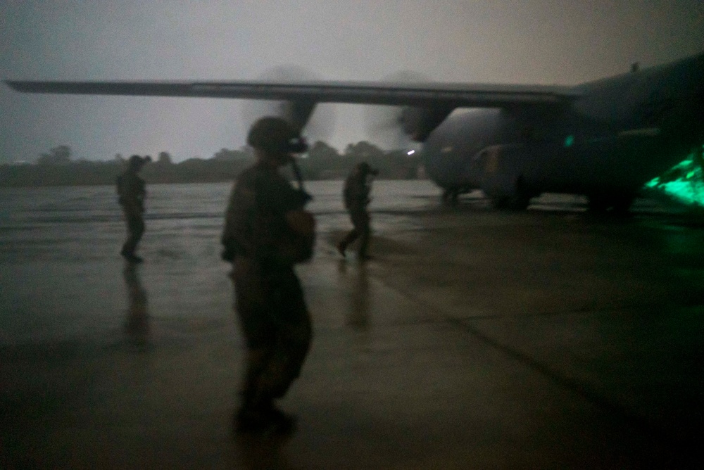 75th EAS resupplies U.S. forces in Somalia