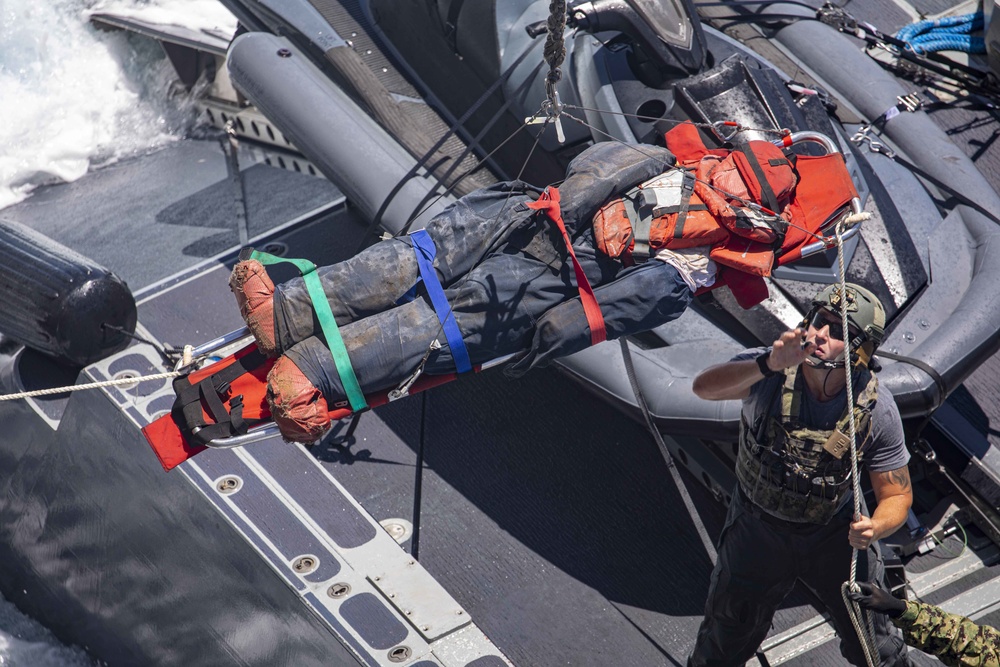 CCM train with the USS New York