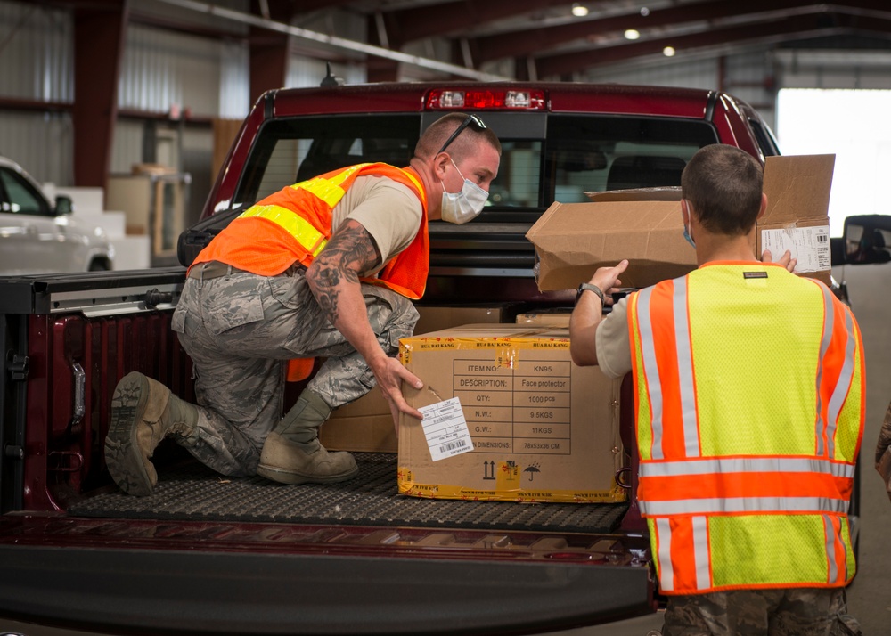 Connecticut Air National Guard distributes PPE at Bethlehem Fair Grounds