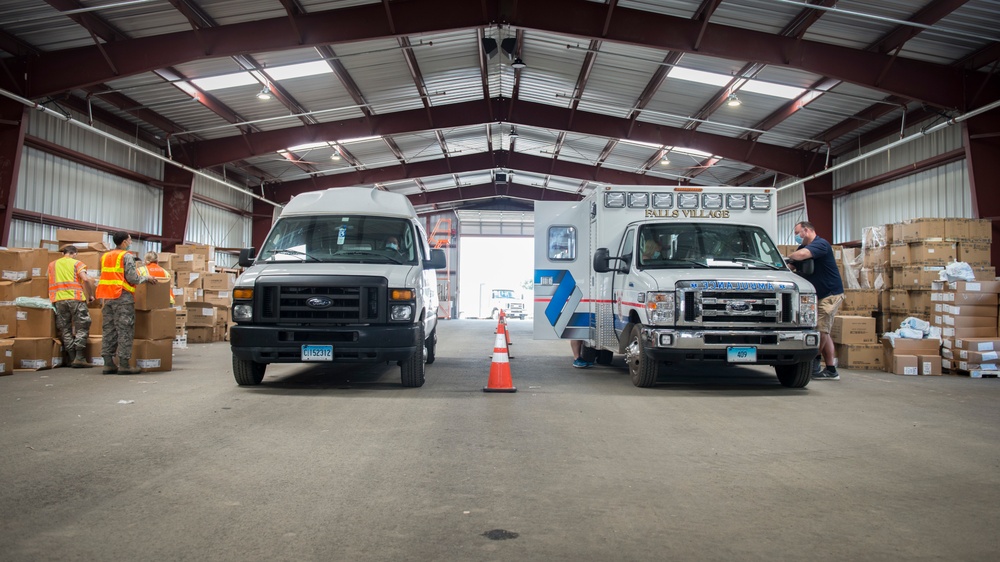 Connecticut Air National Guard distributes PPE at Bethlehem Fair Grounds