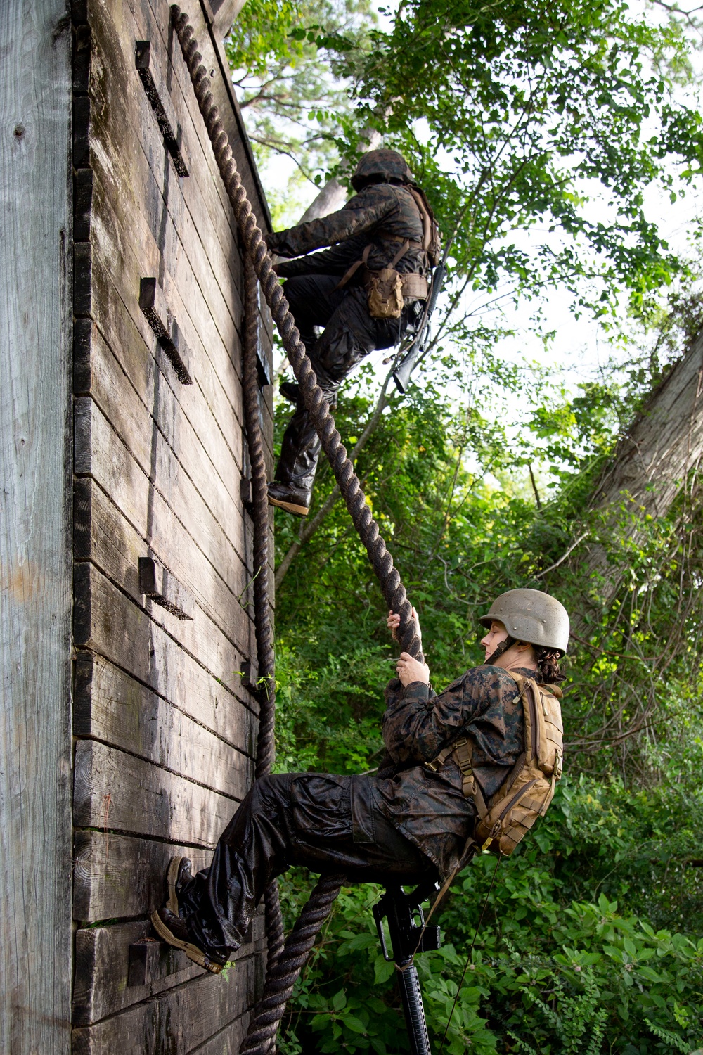 Camp Lejeune's LSSS participates in an endurance course