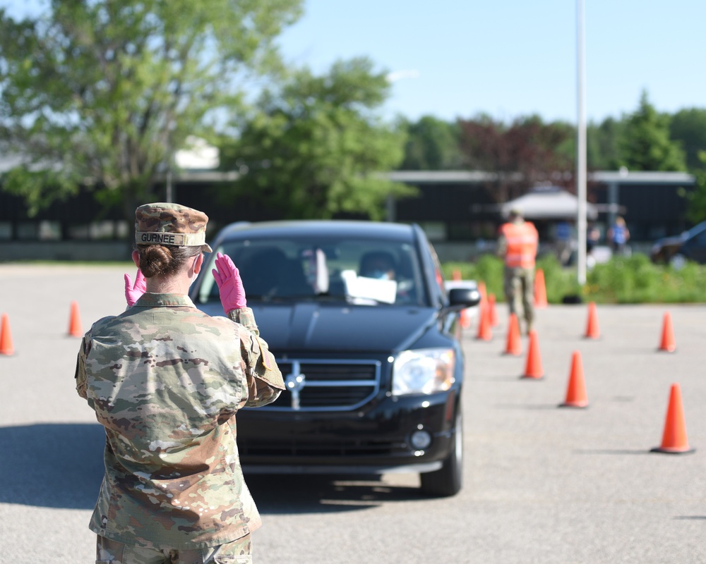 Michigan Guard; DHD4 serve Alpena residents at COVID drive-thru testing site