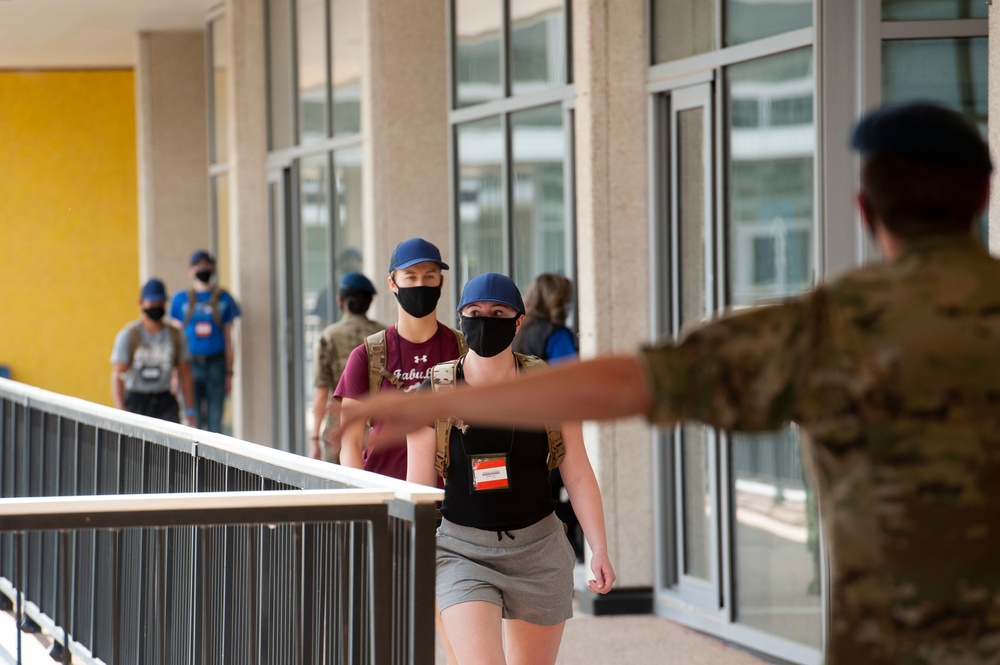 Appointees arrive at USAFA for I-Day