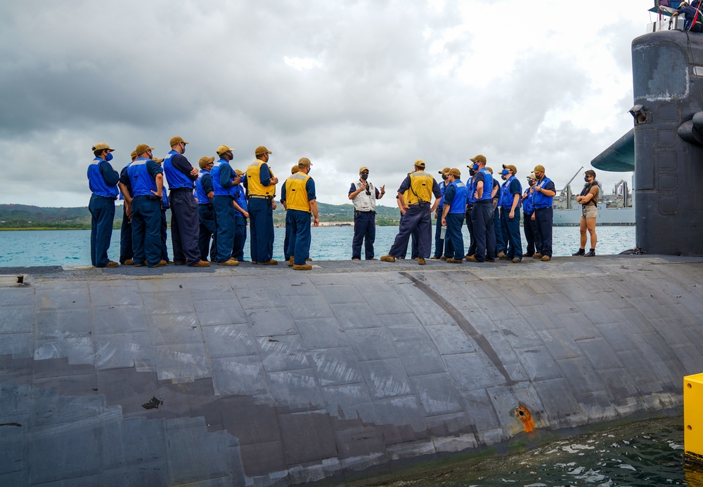 USS Oklahoma City Departs for Operations