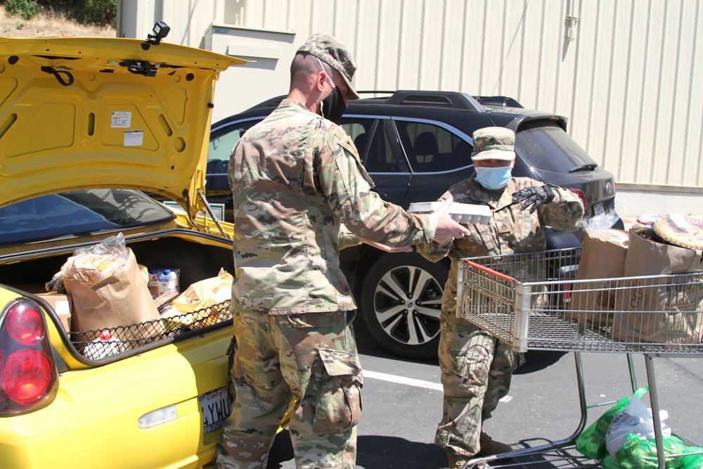 Cal Guard supports Amador County food bank