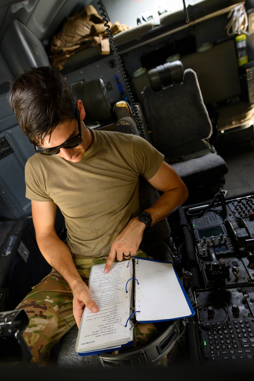 75th EAS delivers supplies to outstation in Somalia