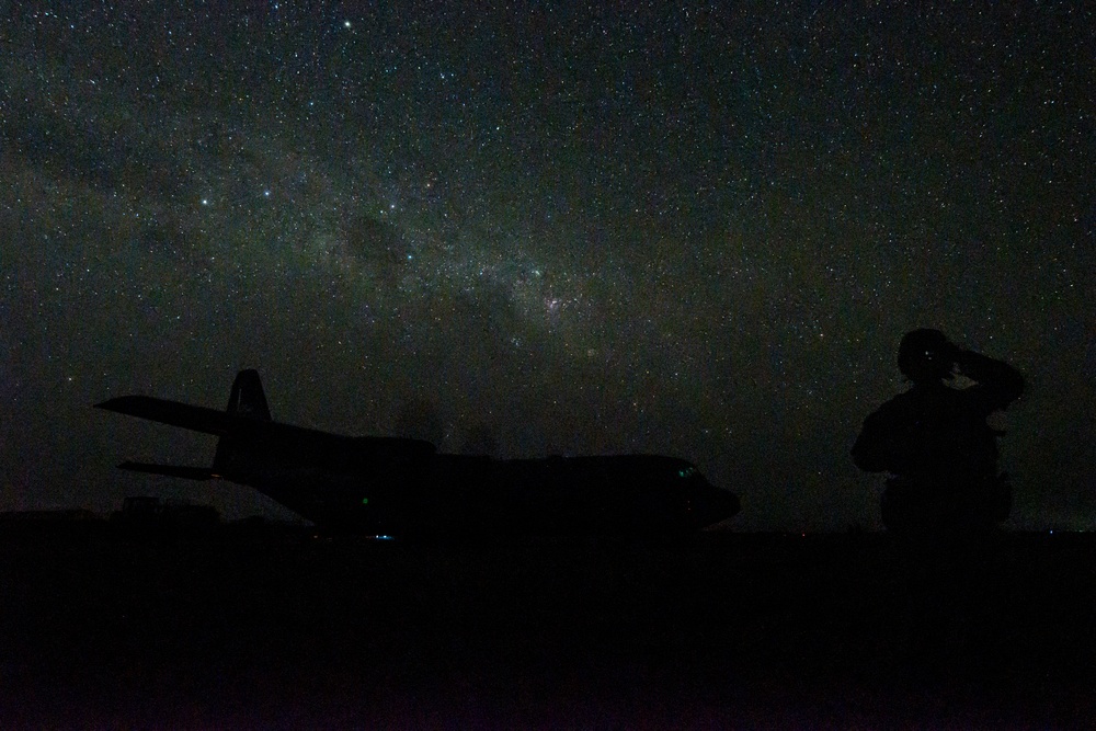 75th EAS delivers supplies to outstation in Somalia