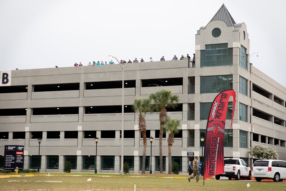 The Black Daggers descend onto Savannah to thank local medical workers.