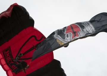 The Black Daggers descend onto Savannah to thank local medical workers.