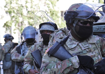 Cal Guard's 224 SB assists law enforcement in Los Angeles