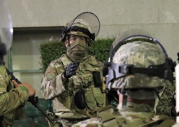 Cal Guard's 224 SB assists law enforcement in Los Angeles