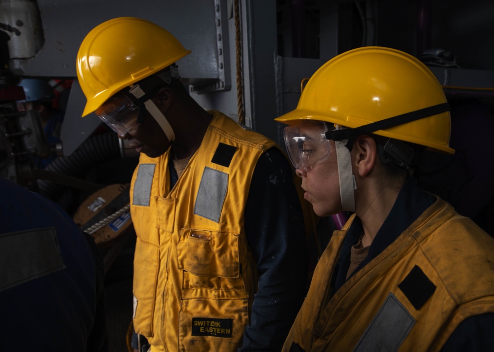 USS Bataan (LHD 5) Replenishment-at-sea