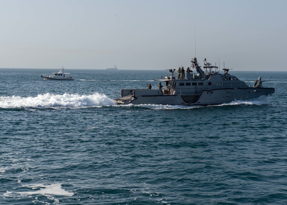 CTF 56 Conducts a Joint Patrol with the Bahraini coast guard in 5th Fleet