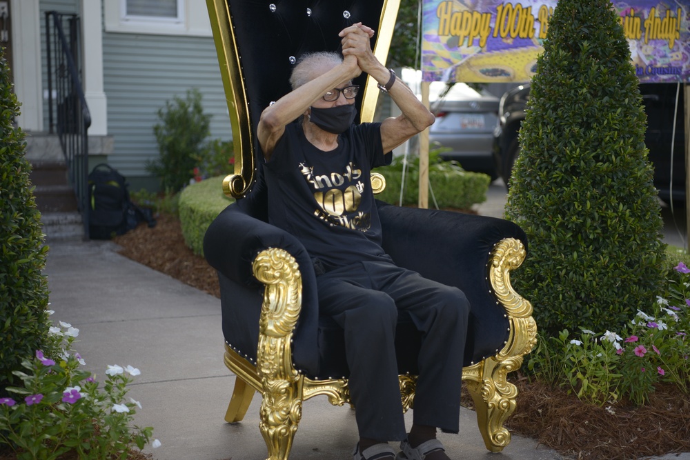 Coast Guard veteran celebrates 100th birthday in New Orleans