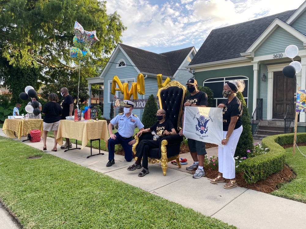 Coast Guard veteran celebrates 100th birthday in New Orleans