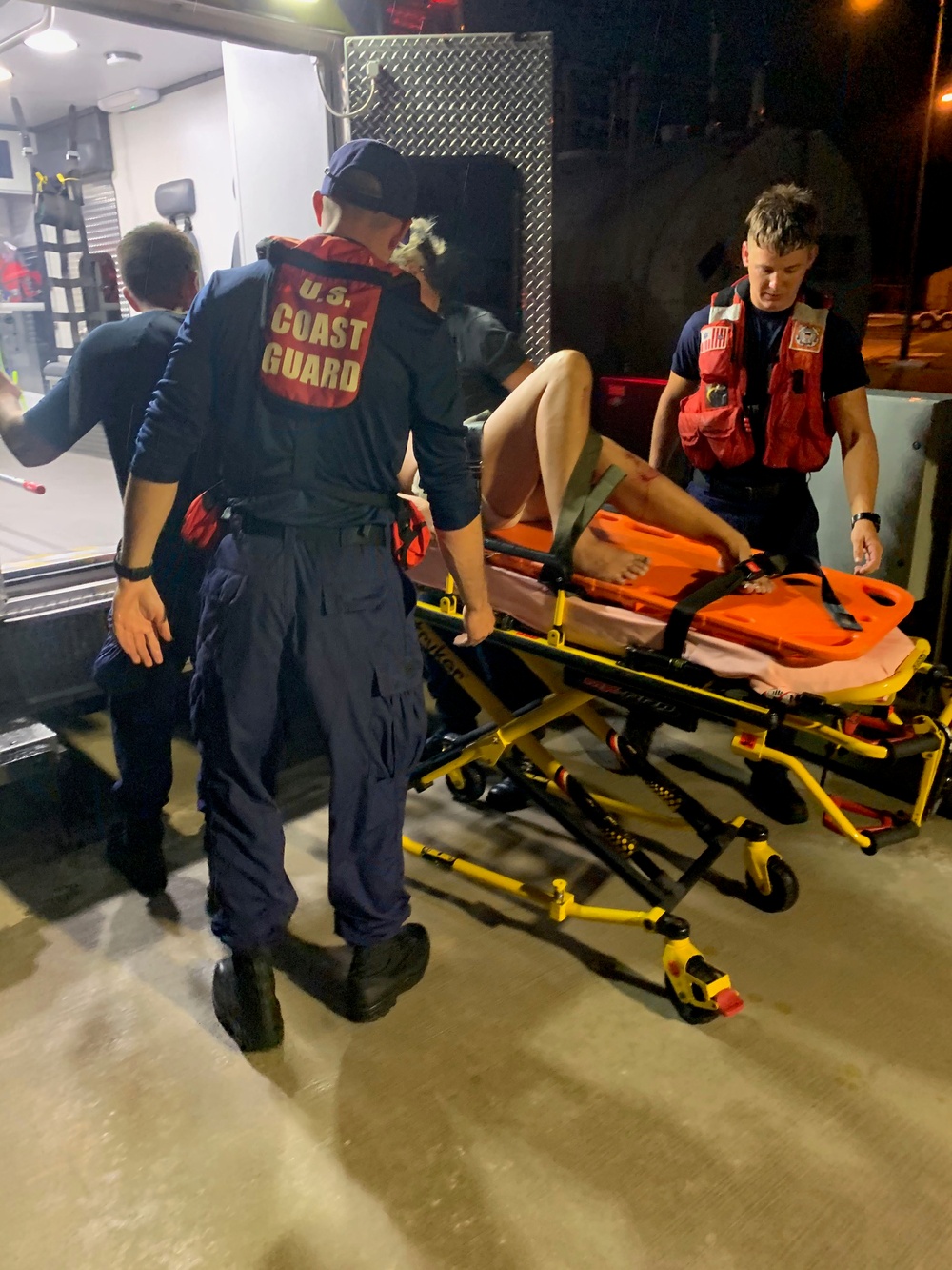 Coast Guard rescues 3 after vessel collides with Savannah jetty