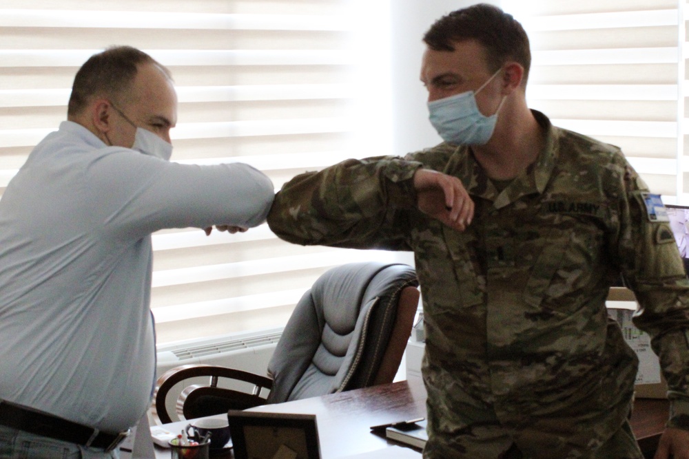KFOR troops deliver PPE to Ranilug/Ranillug municipality