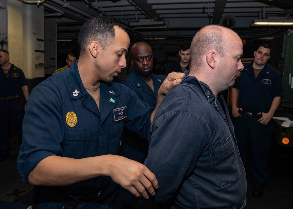 DVIDS Images USS Bataan (LHD5) Force Protection Training [Image 3 of 8]