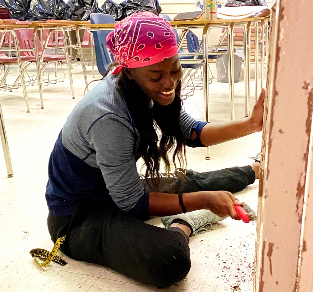 Fort Polk’s BOSS volunteers for local school beautification project