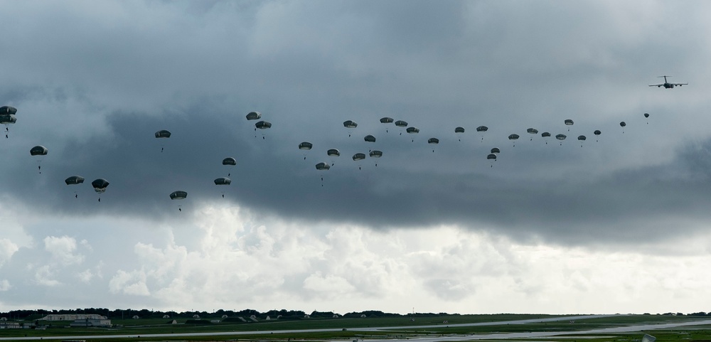 Paratroopers conduct Joint Forcible Entry Operation on Guam