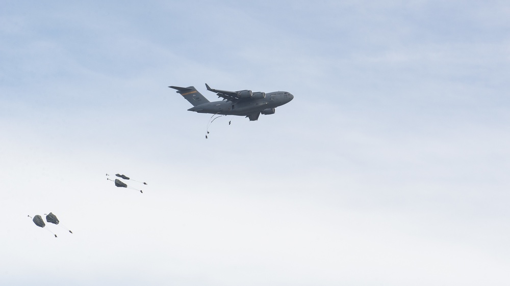 Paratroopers conduct Joint Forcible Entry Operation on Guam