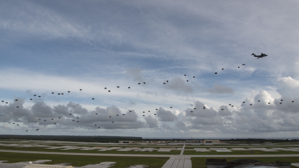 Paratroopers conduct Joint Forcible Entry Operation on Guam