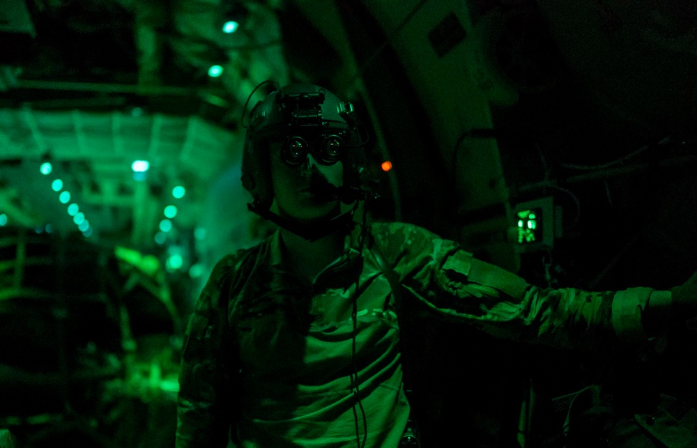 75th EAS resupplies U.S. forces in Somalia